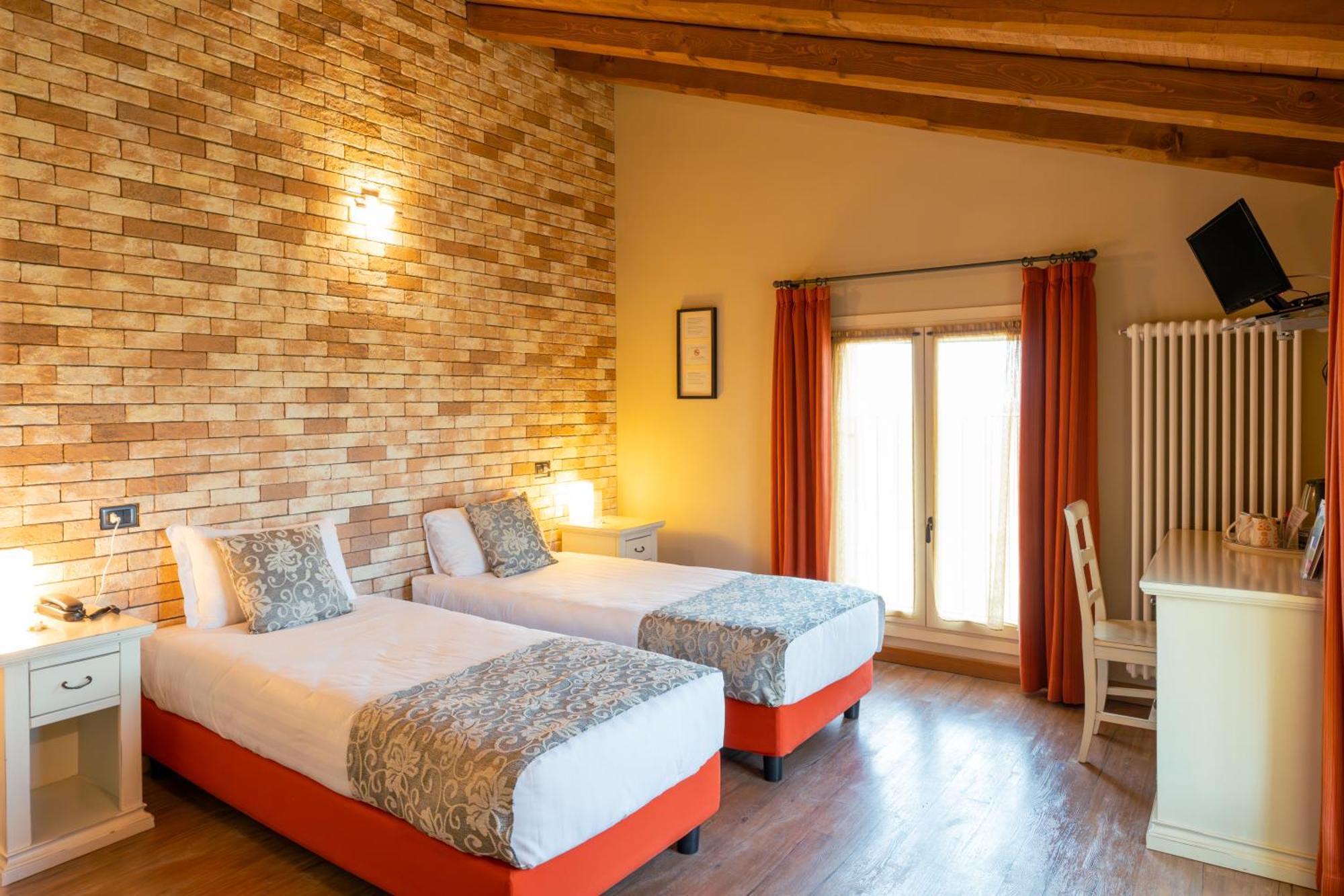 Agriturismo La Razza Ρέτζιο Εμίλια Εξωτερικό φωτογραφία